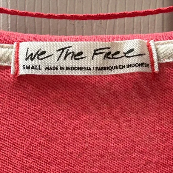 We The Free Heart of Mine Colorblock Peplum Top Henley Coral Salmon Cream Size S - Picture 6 of 9